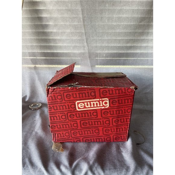 Eumig Mark 610 D Dual 8 Silent Movie Projector, motor runs, needs bulb? - Picture 9 of 9